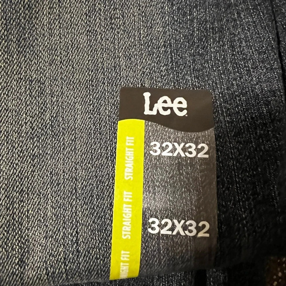 NWT MEN’S EXTREME MOTION STRAIGHT FIT TAPERED LEG JEANS IN MAVERICK - Picture 11 of 11